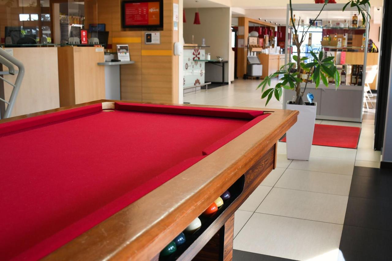 Hotel Ibis Saintes Zewnętrze zdjęcie