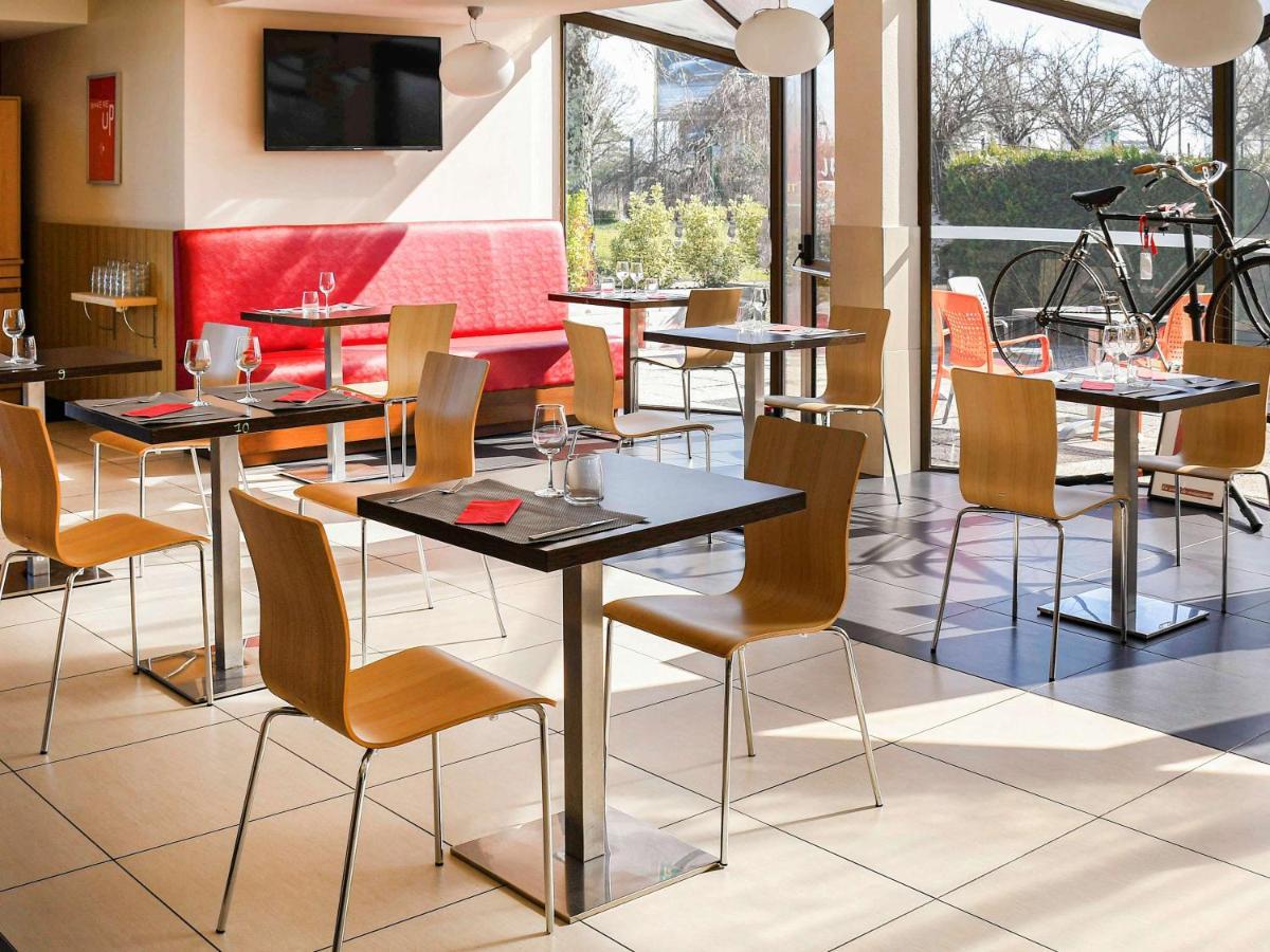 Hotel Ibis Saintes Zewnętrze zdjęcie