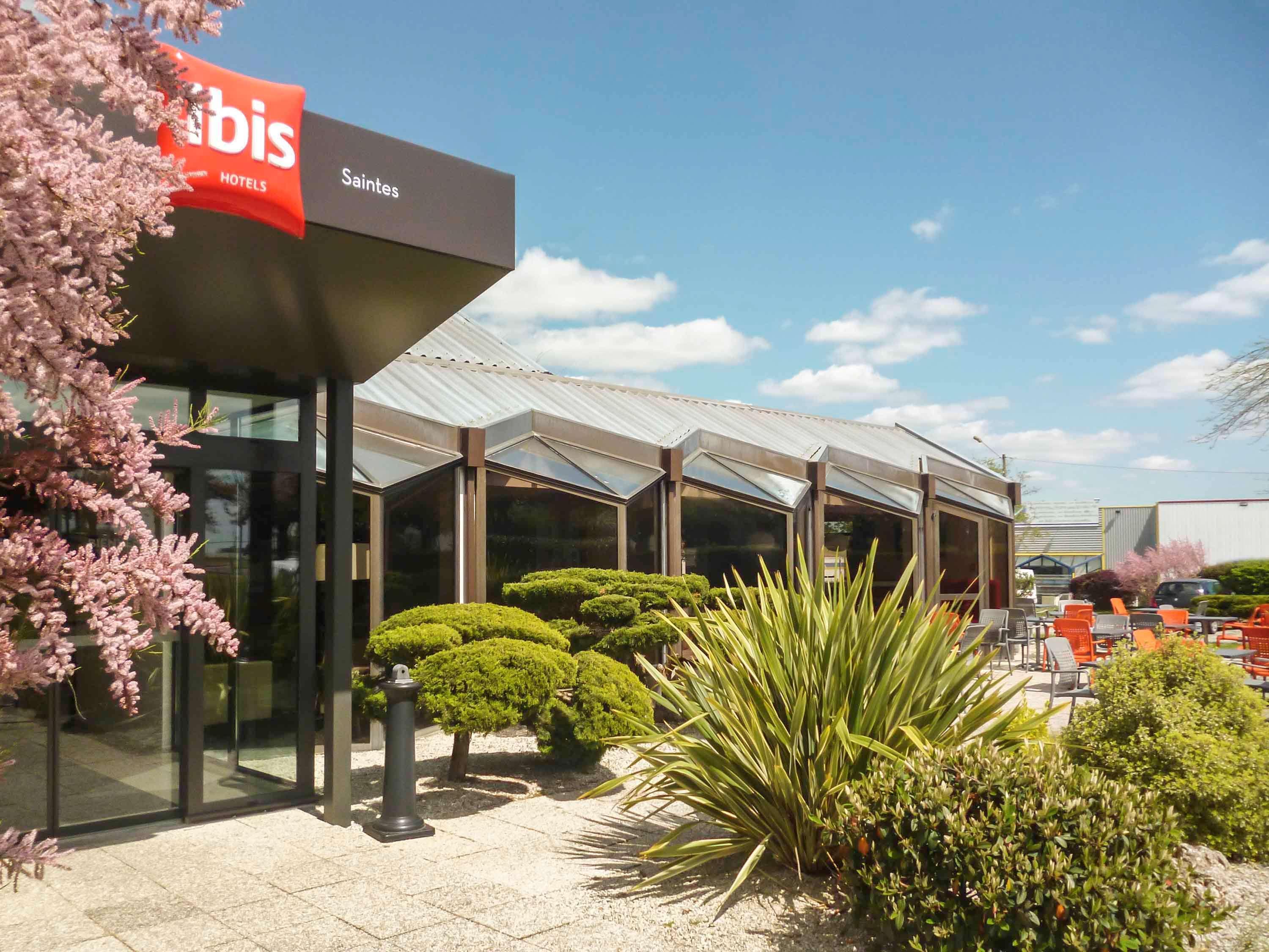Hotel Ibis Saintes Zewnętrze zdjęcie
