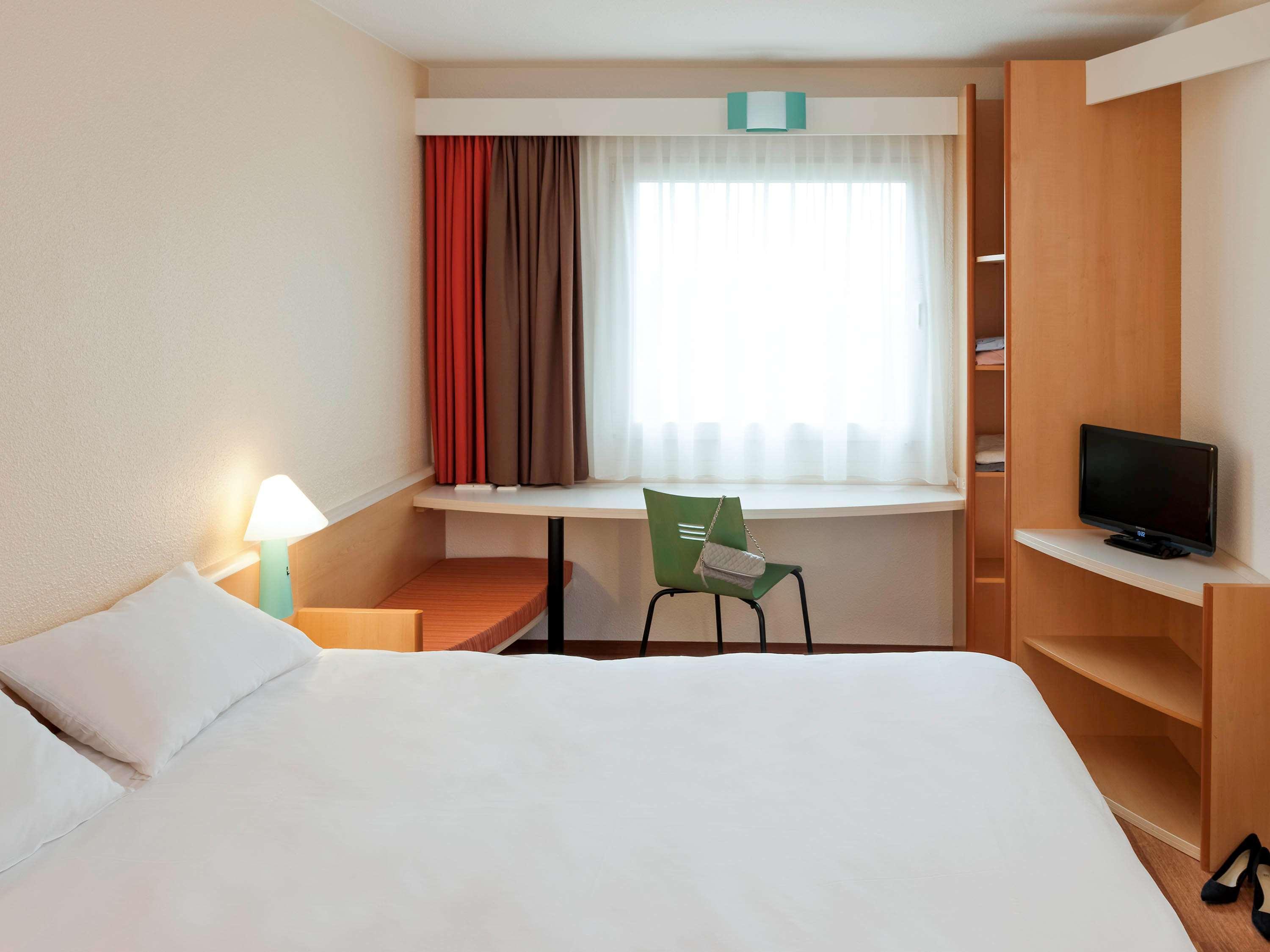 Hotel Ibis Saintes Zewnętrze zdjęcie