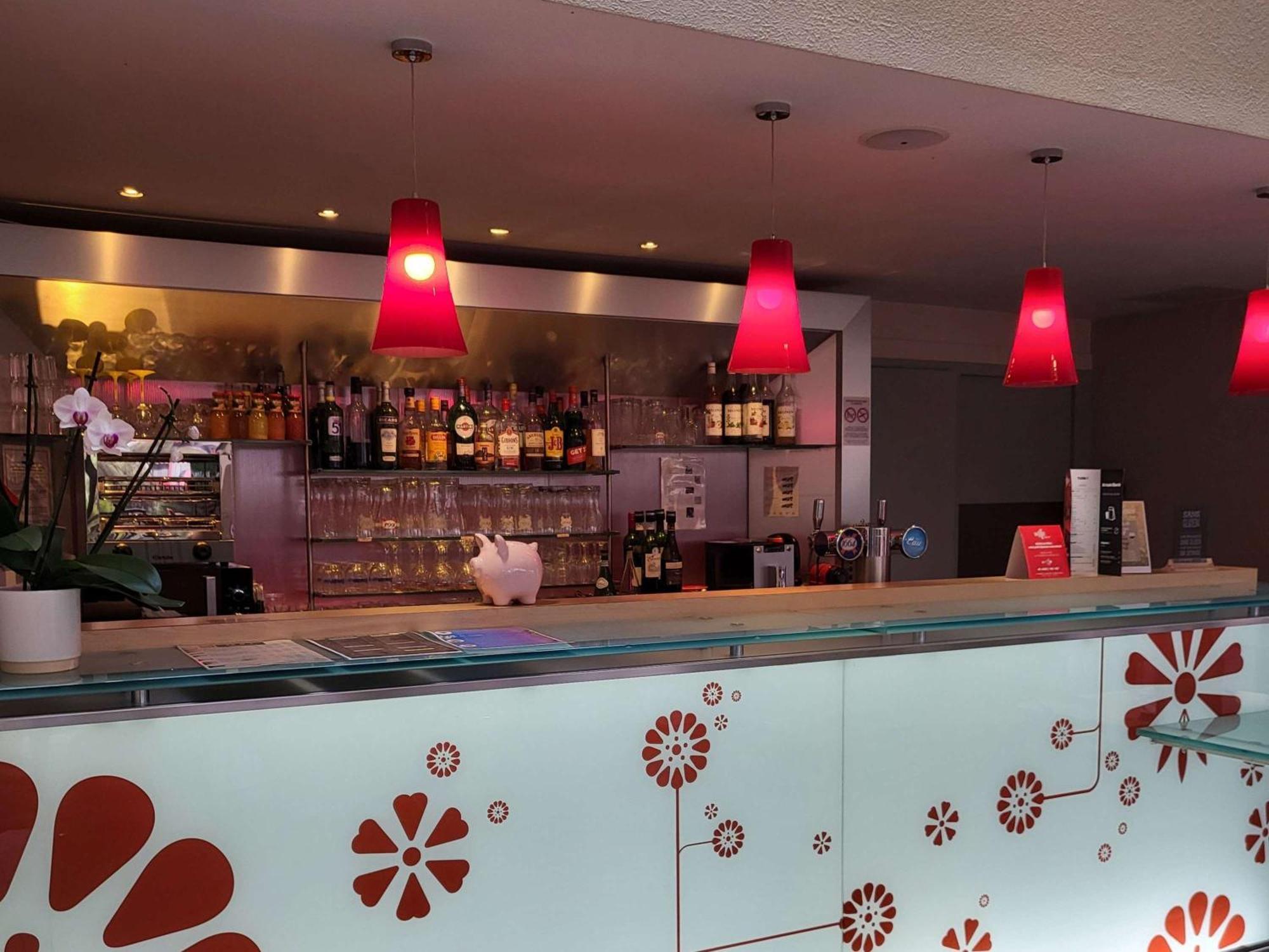 Hotel Ibis Saintes Zewnętrze zdjęcie