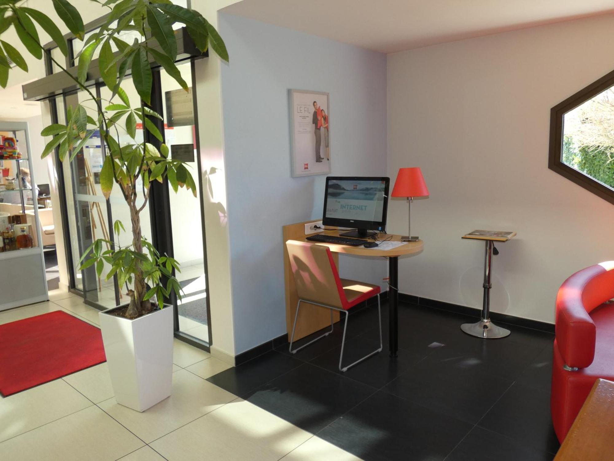Hotel Ibis Saintes Zewnętrze zdjęcie