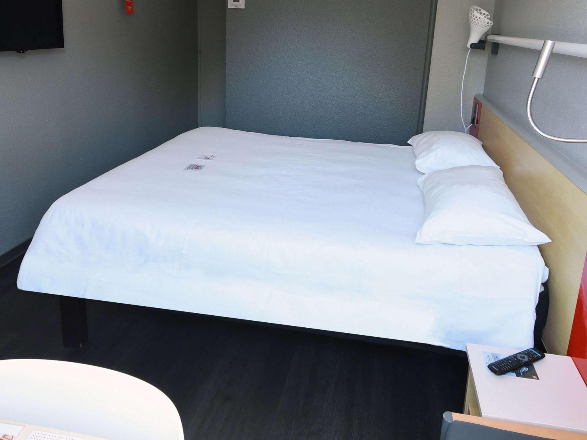 Hotel Ibis Saintes Zewnętrze zdjęcie